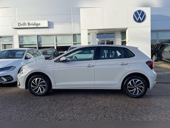 Used Volkswagen Polo 2023 for sale - 76839698: Photo