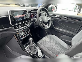 Used Volkswagen T-Roc 2025 for sale - 77166807: Photo