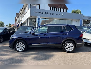 Used Volkswagen Tiguan Allspace 2023 for sale - 75492439: Photo