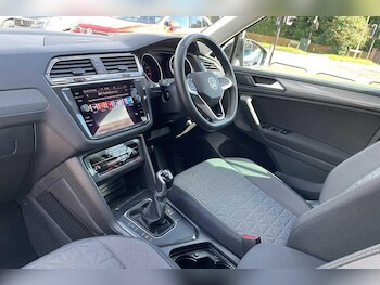 Used Volkswagen Tiguan 2022 for sale - 77882368: Photo