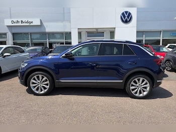 Used Volkswagen T-Roc 2020 for sale - 78966120: Photo