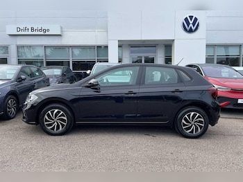 Used Volkswagen Polo 2023 for sale - 77646039: Photo