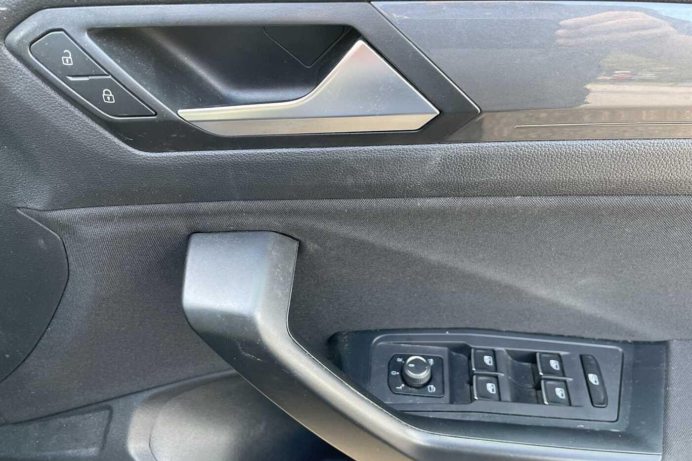 Used Volkswagen T-Roc 2021 for sale - 76060838: Photo 19