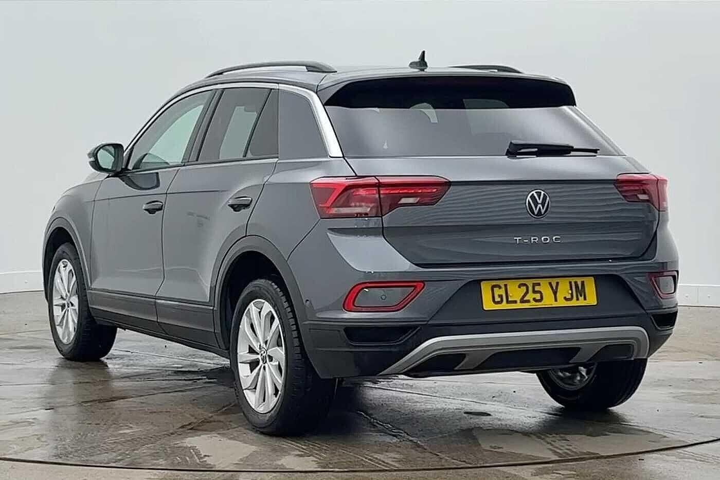 Used Volkswagen T-Roc 2025 for sale - 77977753: Photo 3