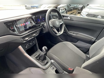 Used Volkswagen Polo 2024 for sale - 77574582: Photo