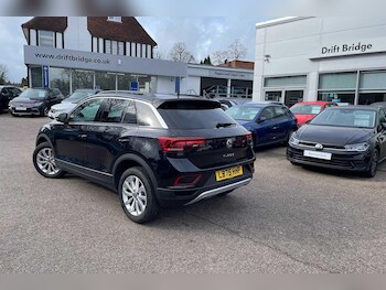 Used Volkswagen T-Roc 2025 for sale - 77823997: Photo