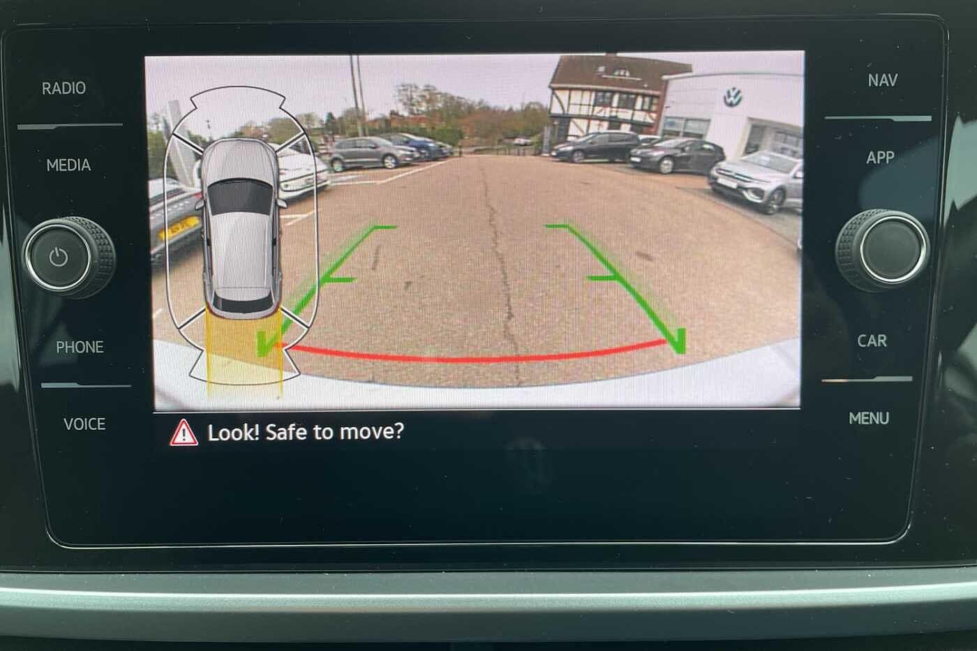 Used Volkswagen T-Roc 2023 for sale - 76991439: Photo 18