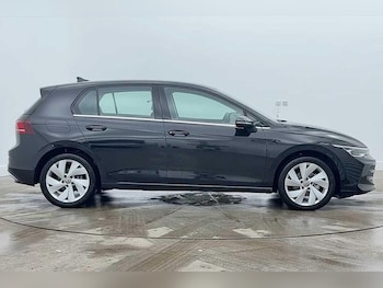 Used Volkswagen Golf 2025 for sale - 78220074: Photo