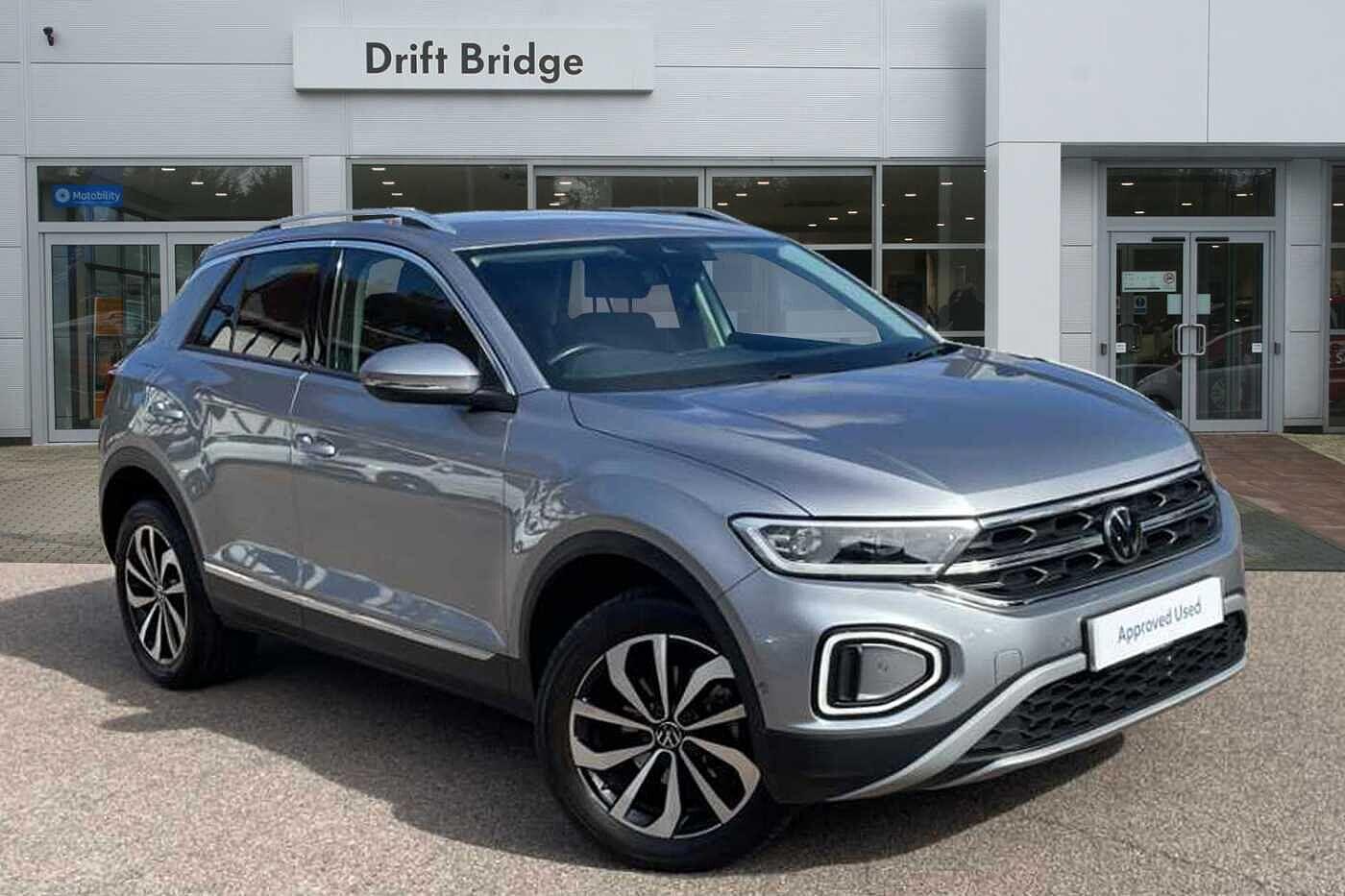 Used Volkswagen T-Roc 2023 for sale - 76012467: Photo 1