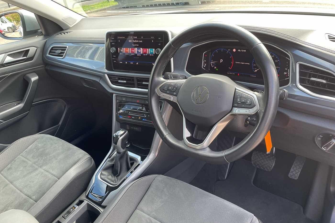 Used Volkswagen T-Roc 2023 for sale - 76012467: Photo 6