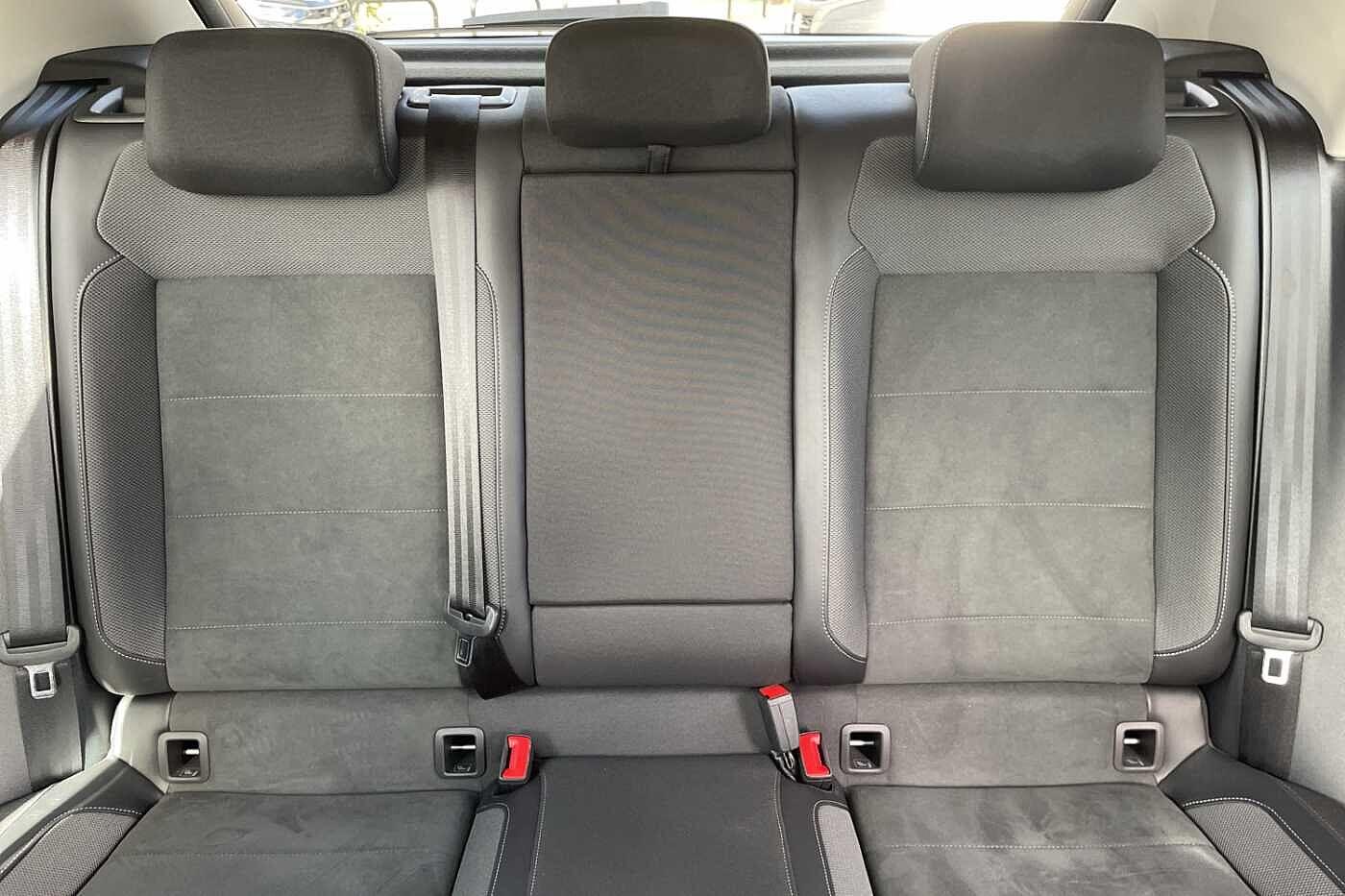 Used Volkswagen T-Roc 2023 for sale - 76012467: Photo 8