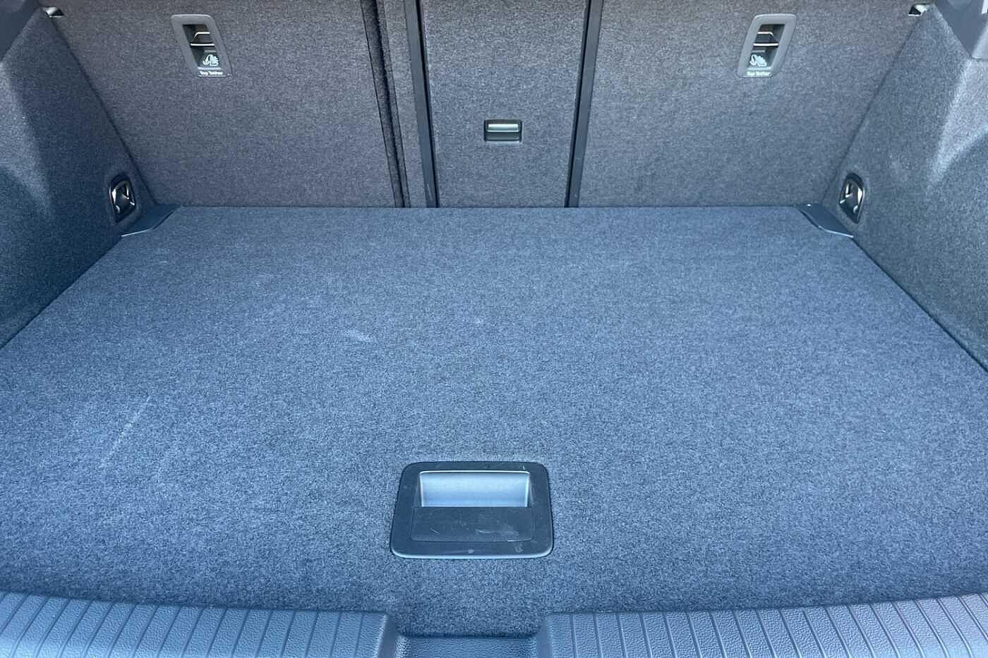 Used Volkswagen T-Roc for sale - 77484082: Photo 10