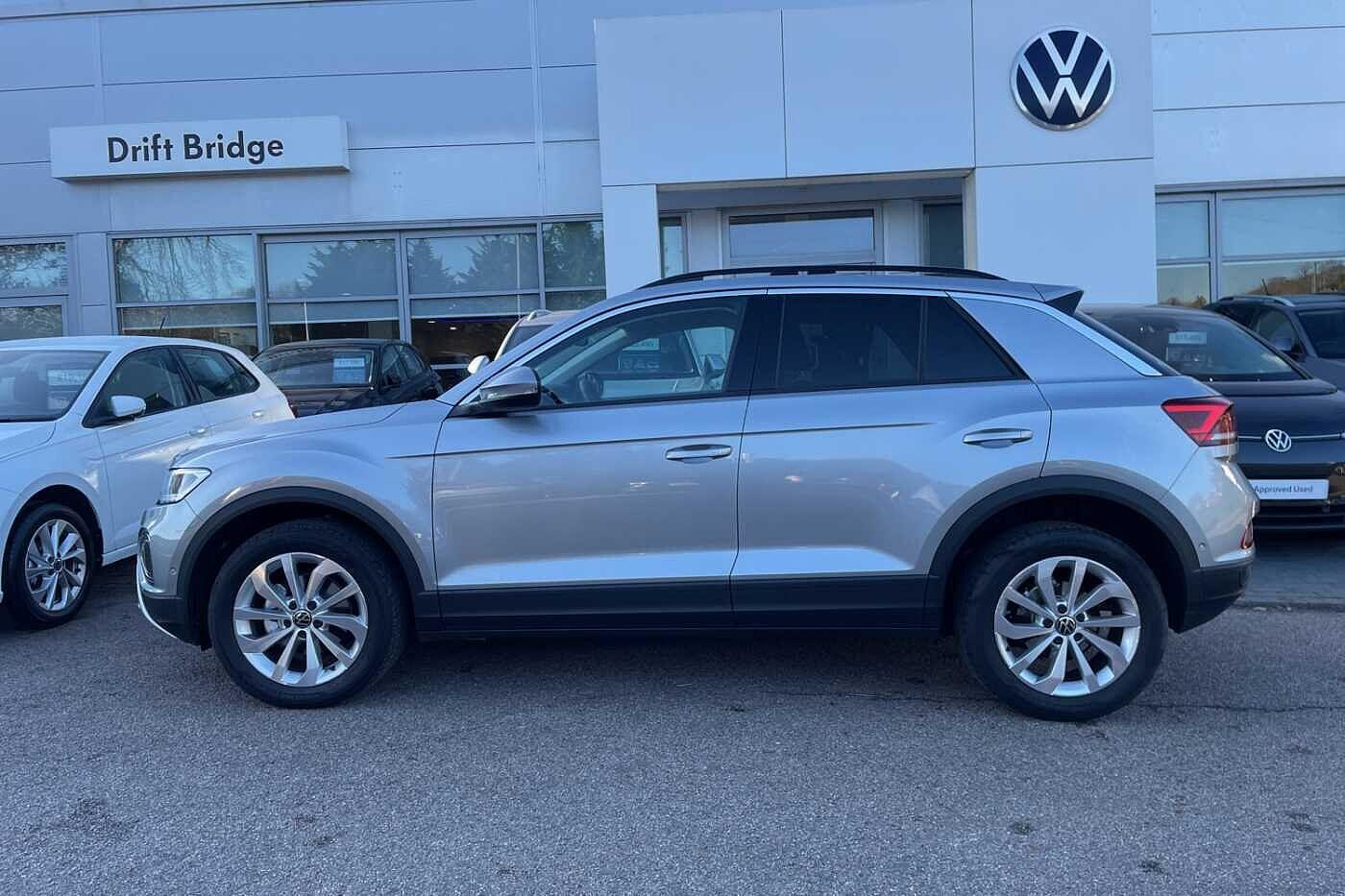 Used Volkswagen T-Roc for sale - 77484082: Photo 4