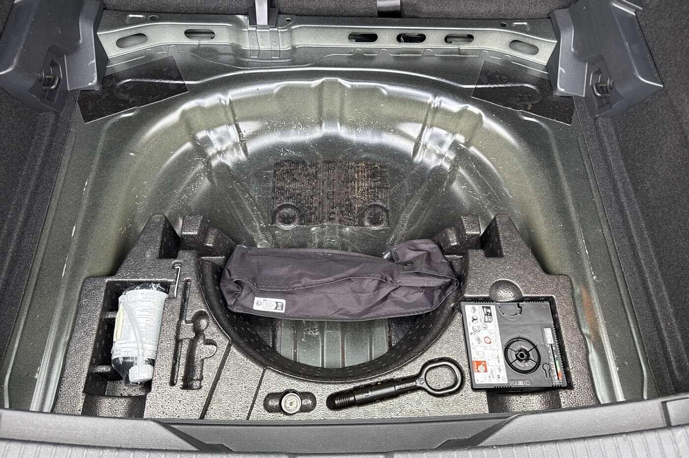 Used Volkswagen T-Roc 2024 for sale - 75990570: Photo 11