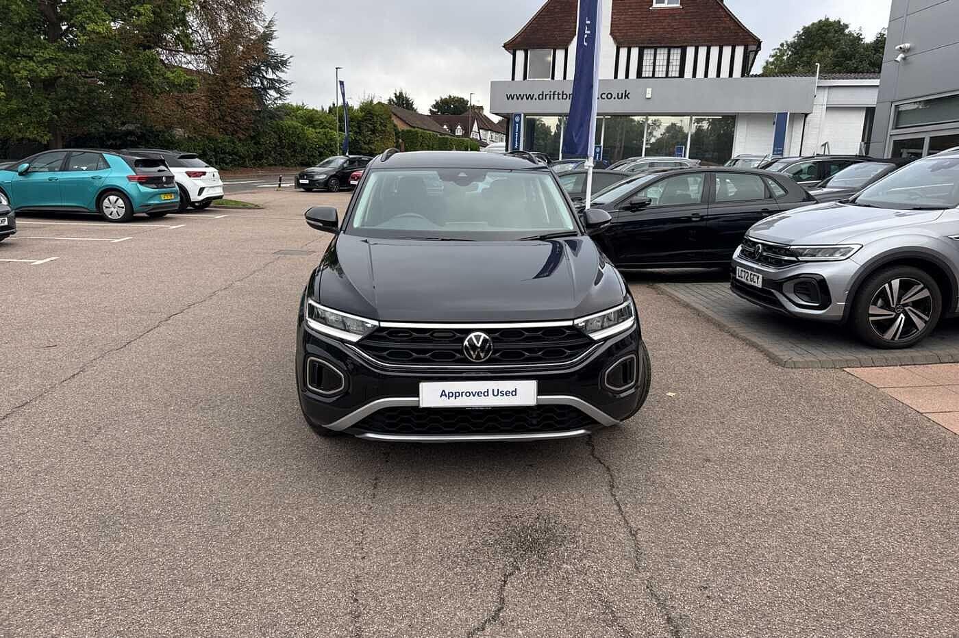 Used Volkswagen T-Roc 2024 for sale - 75990570: Photo 7