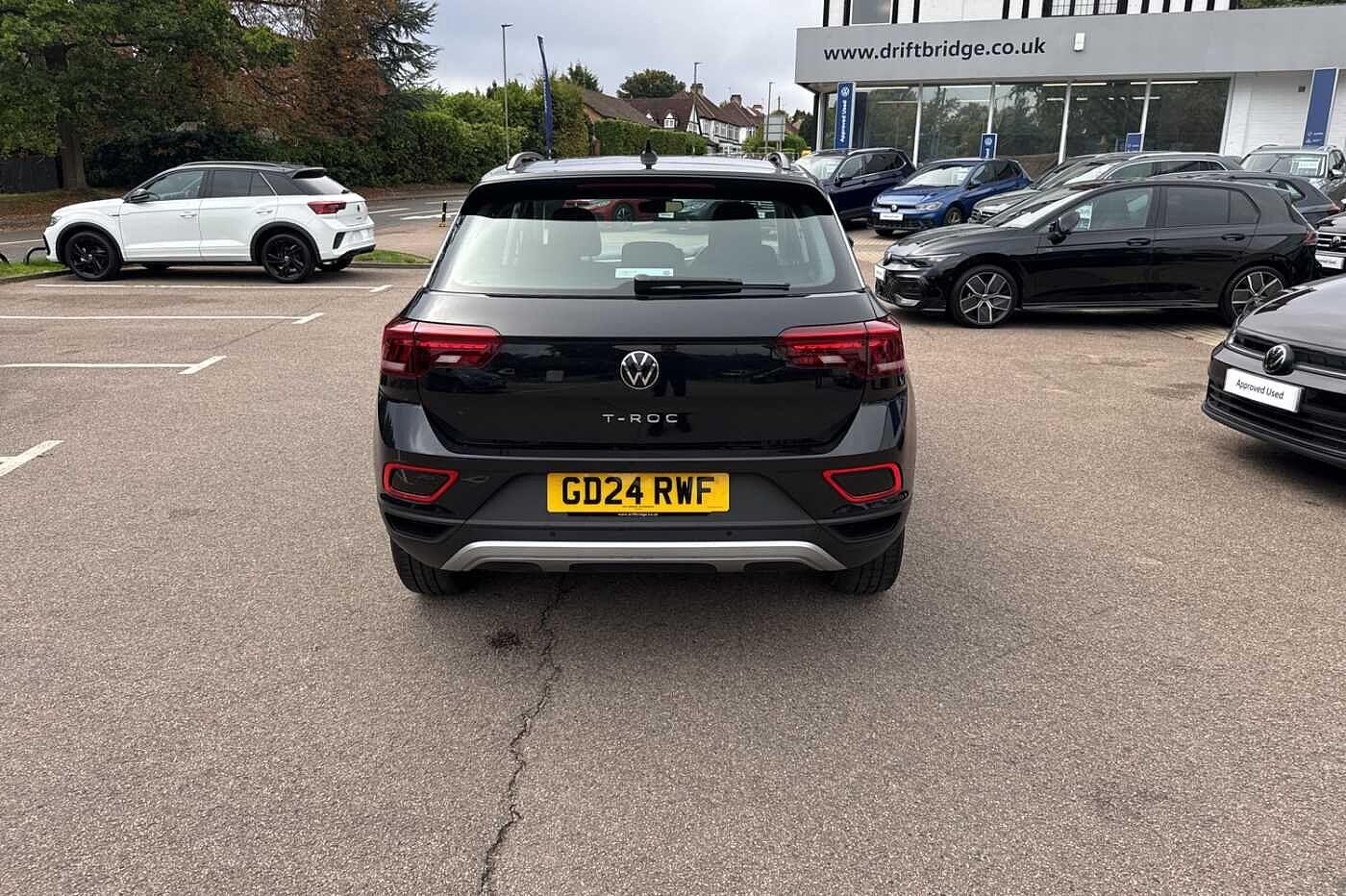 Used Volkswagen T-Roc 2024 for sale - 75990570: Photo 9