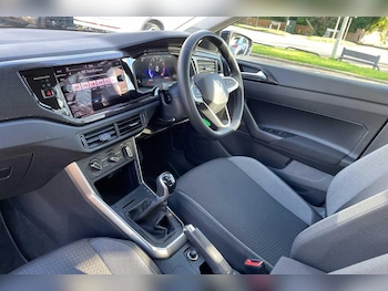 Used Volkswagen Polo 2023 for sale - 76377175: Photo