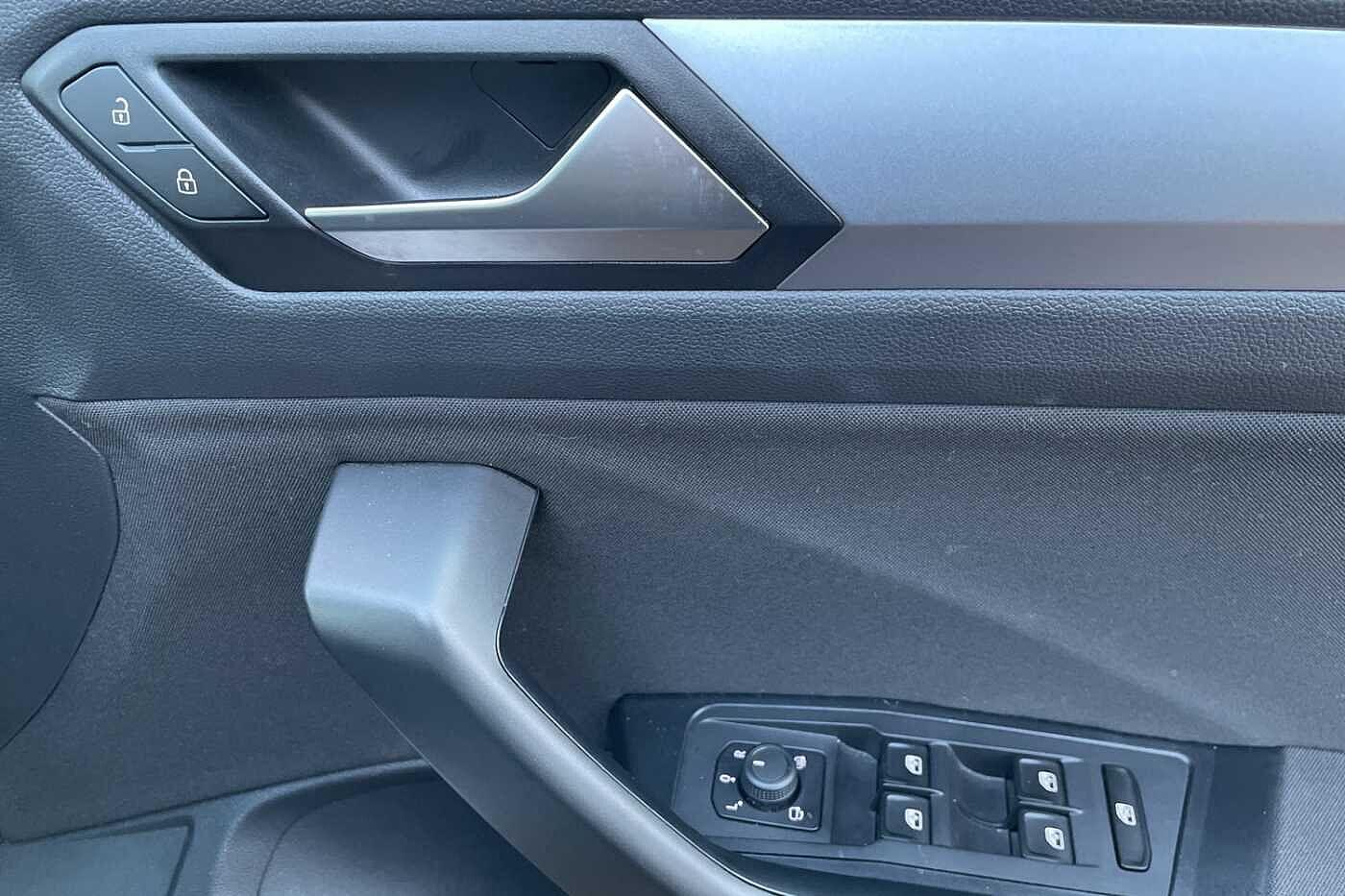 Used Volkswagen T-Roc 2023 for sale - 76620592: Photo 19