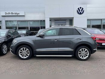 Used Volkswagen T-Roc 2024 for sale - 78086745: Photo