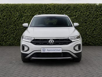 Used Volkswagen T-Roc 2023 for sale - 79756263: Photo