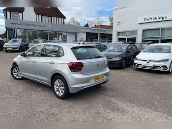 Used Volkswagen Polo 2018 for sale - 76539196: Photo