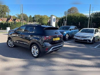 Used Volkswagen T-Cross 2025 for sale - 76997873: Photo