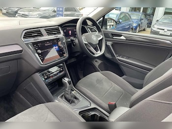 Used Volkswagen Tiguan 2020 for sale - 76992331: Photo