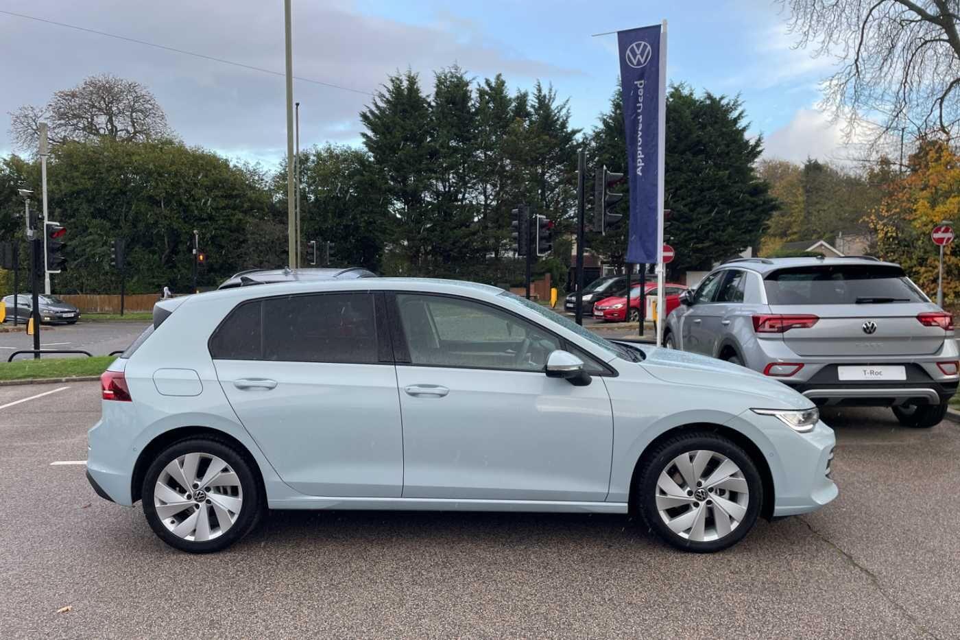 Used Volkswagen Golf 2025 for sale - 76752774: Photo 5