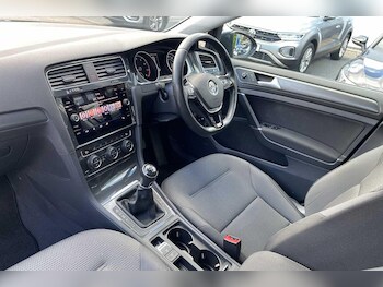 Used Volkswagen Golf 2020 for sale - 78220151: Photo