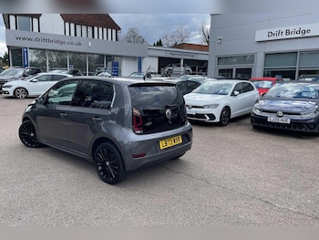 Used Volkswagen up! 2023 for sale - 77704748: Photo