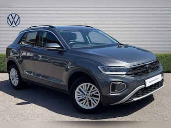 Used Volkswagen T-Roc 2023 for sale - 78685159: Photo