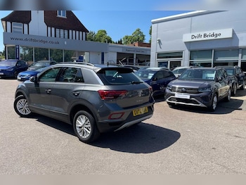 Used Volkswagen T-Roc 2023 for sale - 78685159: Photo