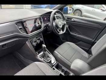 Used Volkswagen T-Roc 2021 for sale - 75339487: Photo