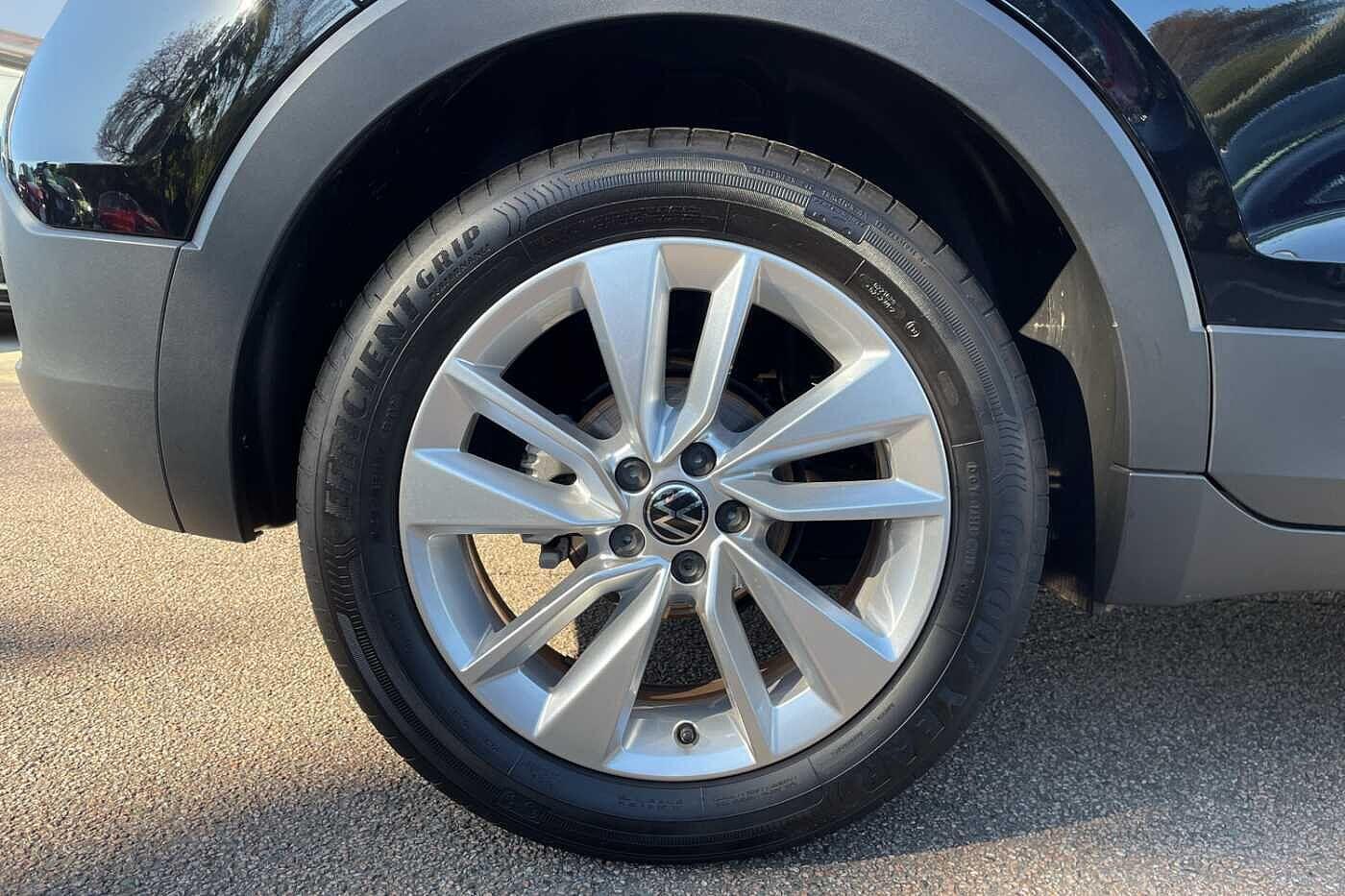 Used Volkswagen T-Cross 2025 for sale - 76121659: Photo 5