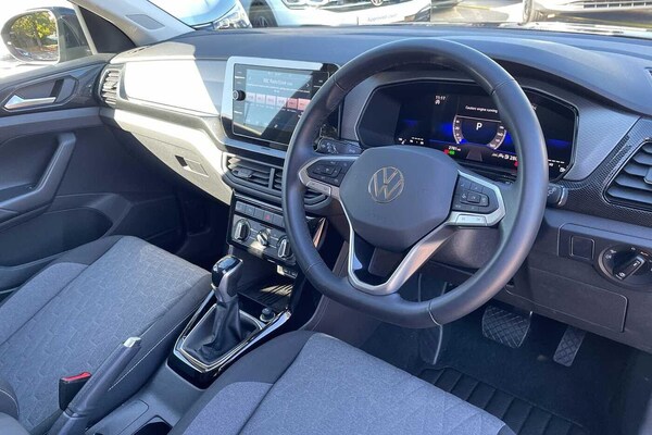 Used Volkswagen T-Cross 2025 for sale - 76121659: Photo 6