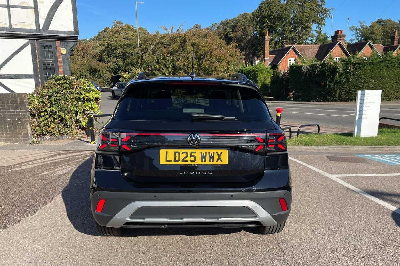 Used Volkswagen T-Cross 2025 for sale - 76121659: Photo 9