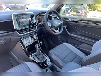 Used Volkswagen T-Roc 2025 for sale - 77970253: Photo