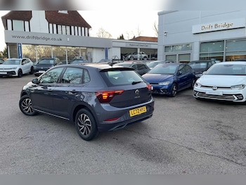 Used Volkswagen Polo 2022 for sale - 76964610: Photo