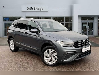 2024 (74) - 1.5 TSI Life 5dr
