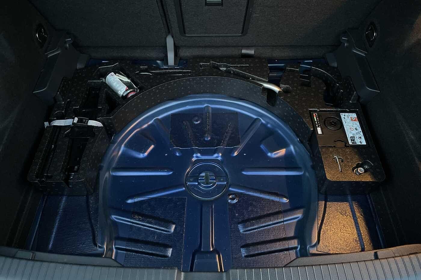 Used Volkswagen T-Roc 2024 for sale - 76714135: Photo 11