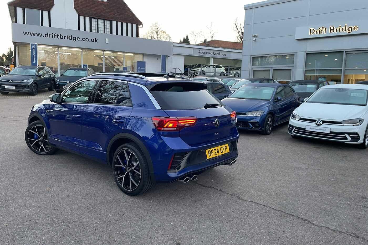 Used Volkswagen T-Roc 2024 for sale - 76714135: Photo 3