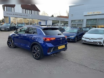 Used Volkswagen T-Roc 2024 for sale - 76714135: Photo