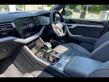 Used Volkswagen Touareg 2022 for sale - 75311440: Photo