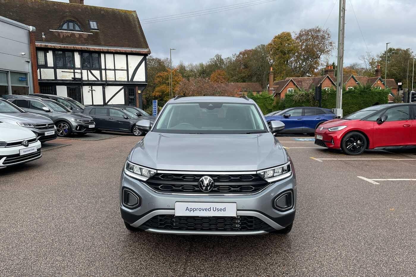 Used Volkswagen T-Roc 2025 for sale - 76996151: Photo 7