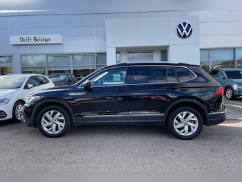 Used Volkswagen Tiguan Allspace 2023 for sale - 78601431: Photo