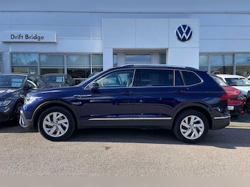 Used Volkswagen Tiguan Allspace 2023 for sale - 77523830: Photo