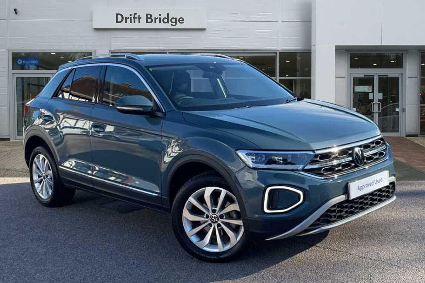 Used Volkswagen T-Roc 2024 for sale - 75990935: Photo 1
