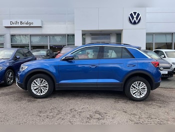 Used Volkswagen T-Roc 2022 for sale - 77314931: Photo