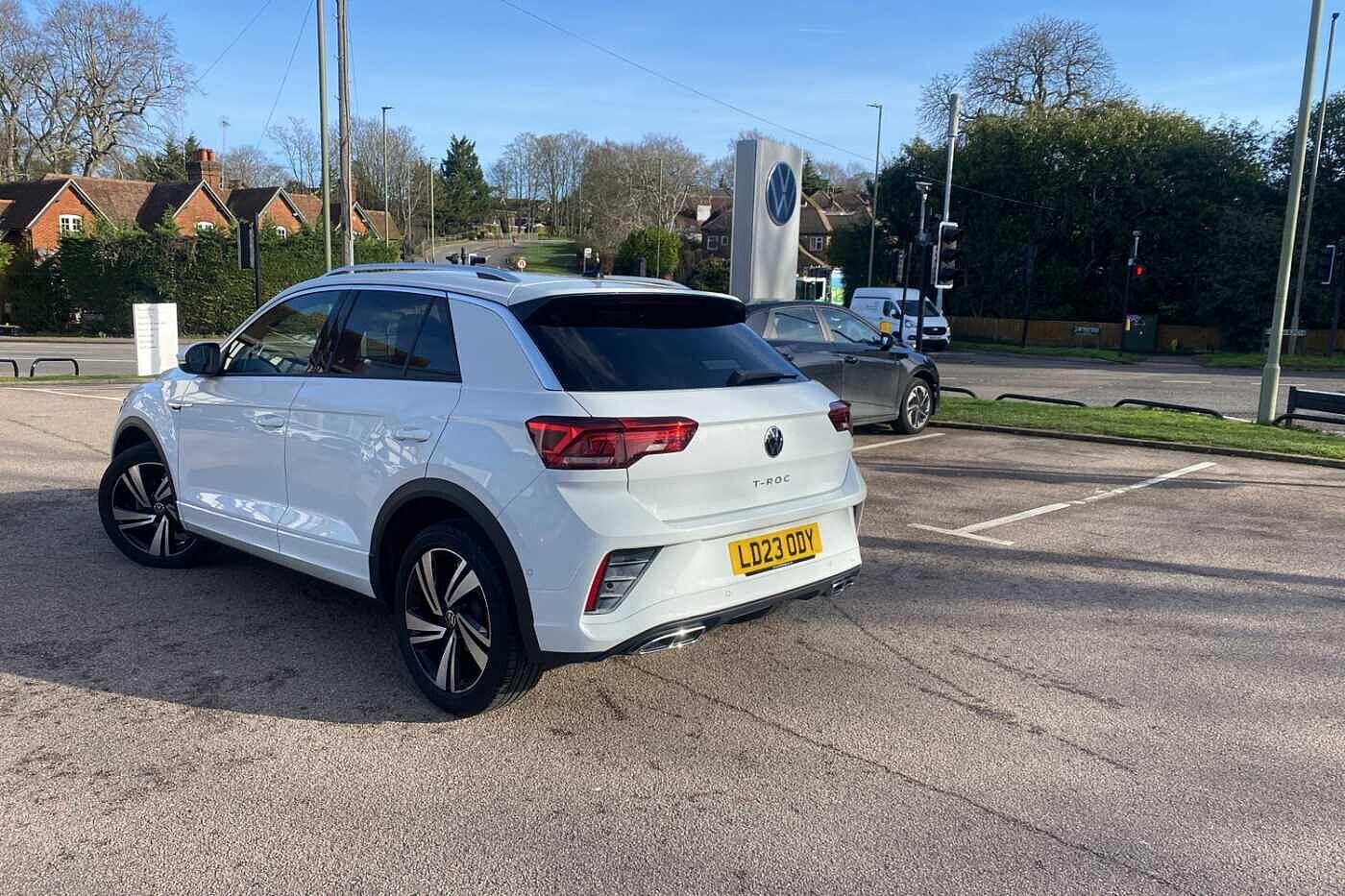 Used Volkswagen T-Roc 2023 for sale - 77549678: Photo 3