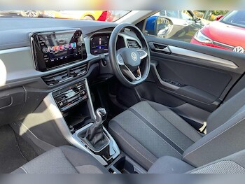 Used Volkswagen T-Roc 2022 for sale - 77753962: Photo